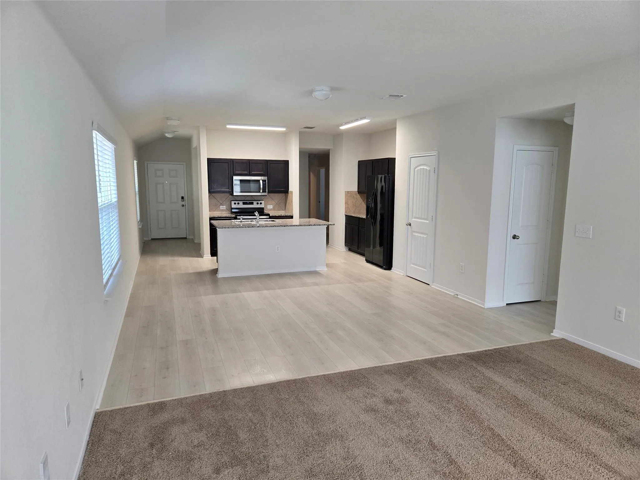 Photo 3 of 3505 ORTMAN DR