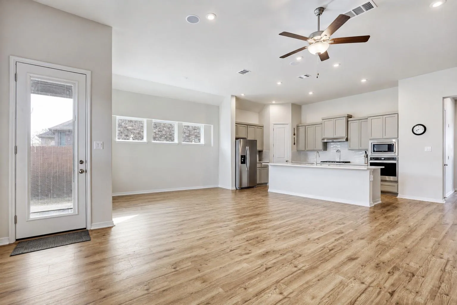 Photo 5 of 22614 MAIDENGRASS LANE LN