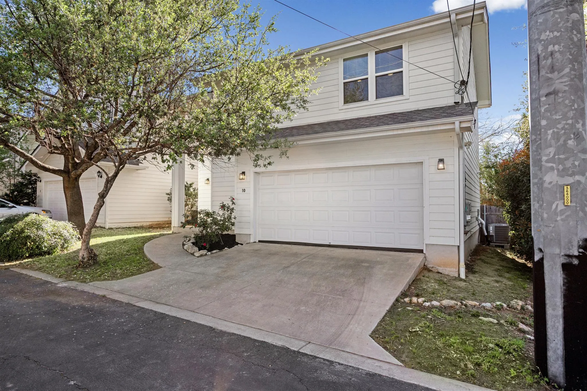 Photo of 7312 E BEN WHITE BLVD #10, Austin, TX, 78741