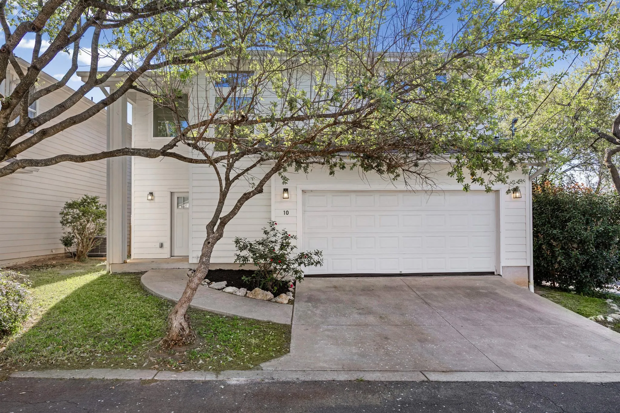 Photo 2 of 7312 E BEN WHITE BLVD #10