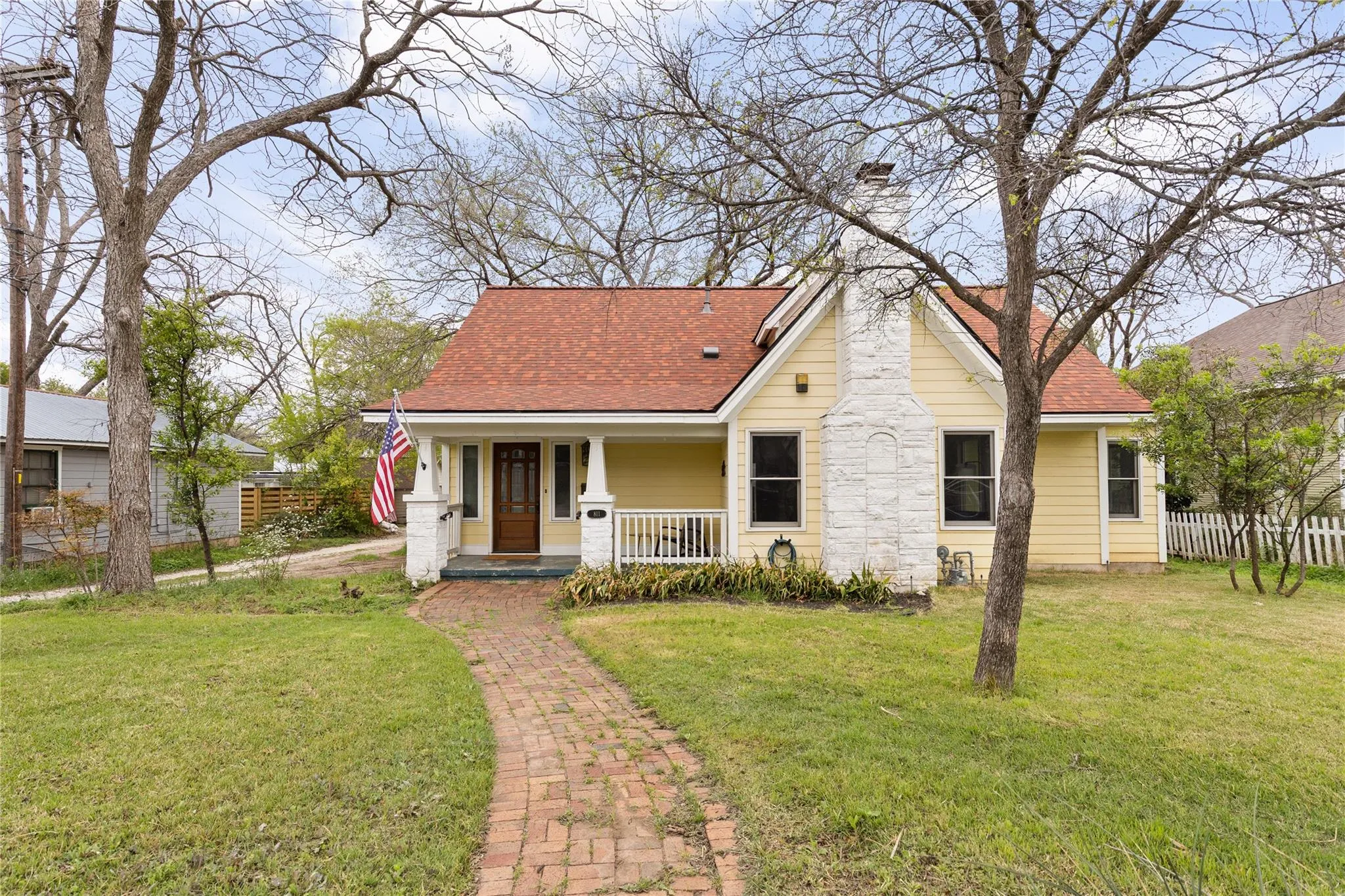 Photo of 811 E E 46TH ST, Austin, 78751
