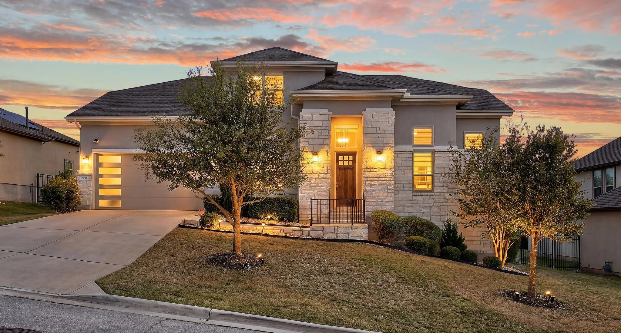 Photo 2 of 15705 COLINAS CV