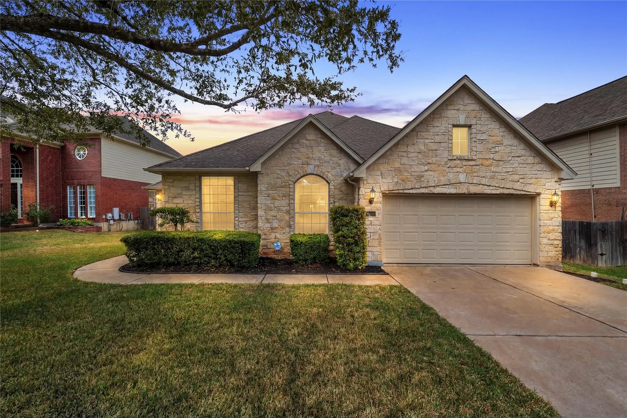 Photo of 15016 THATCHER DR, Austin, TX, 78717