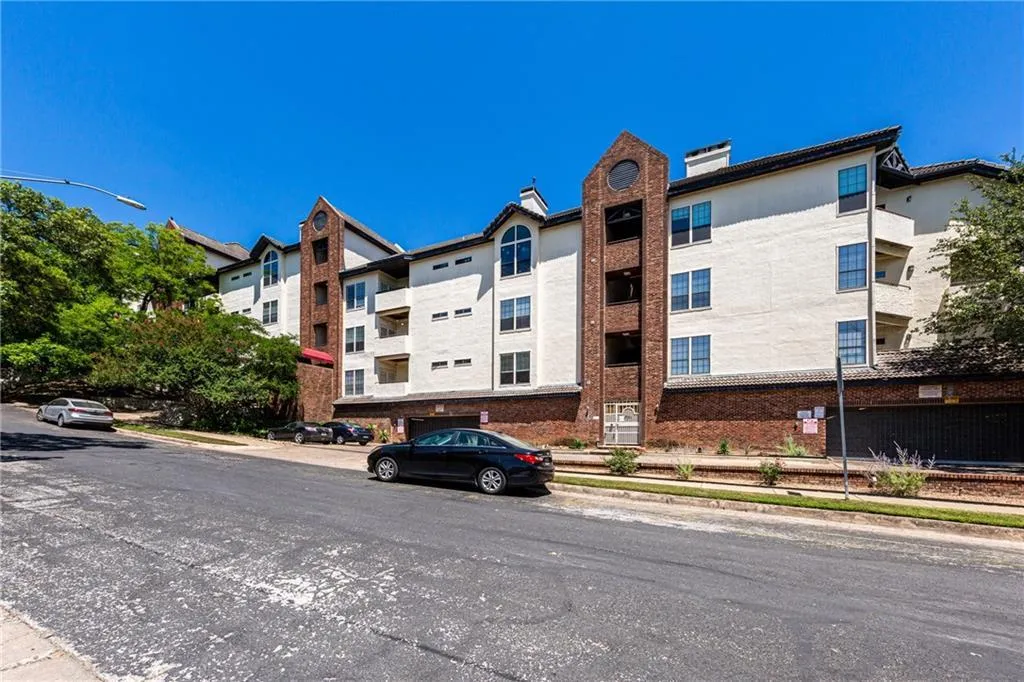 Photo of 3001 CEDAR ST #209, Austin, TX, 78705