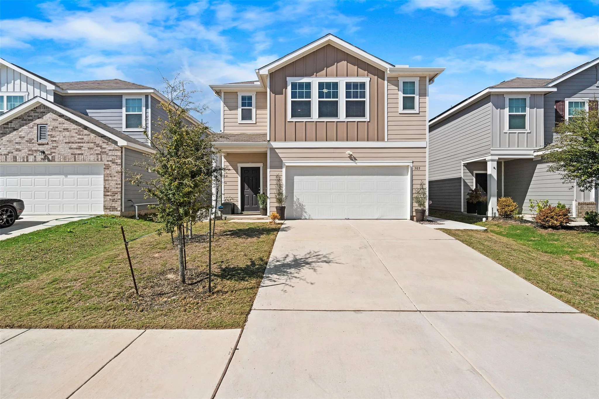 Photo of 305 REDFISH LN, Hutto, TX, 78634