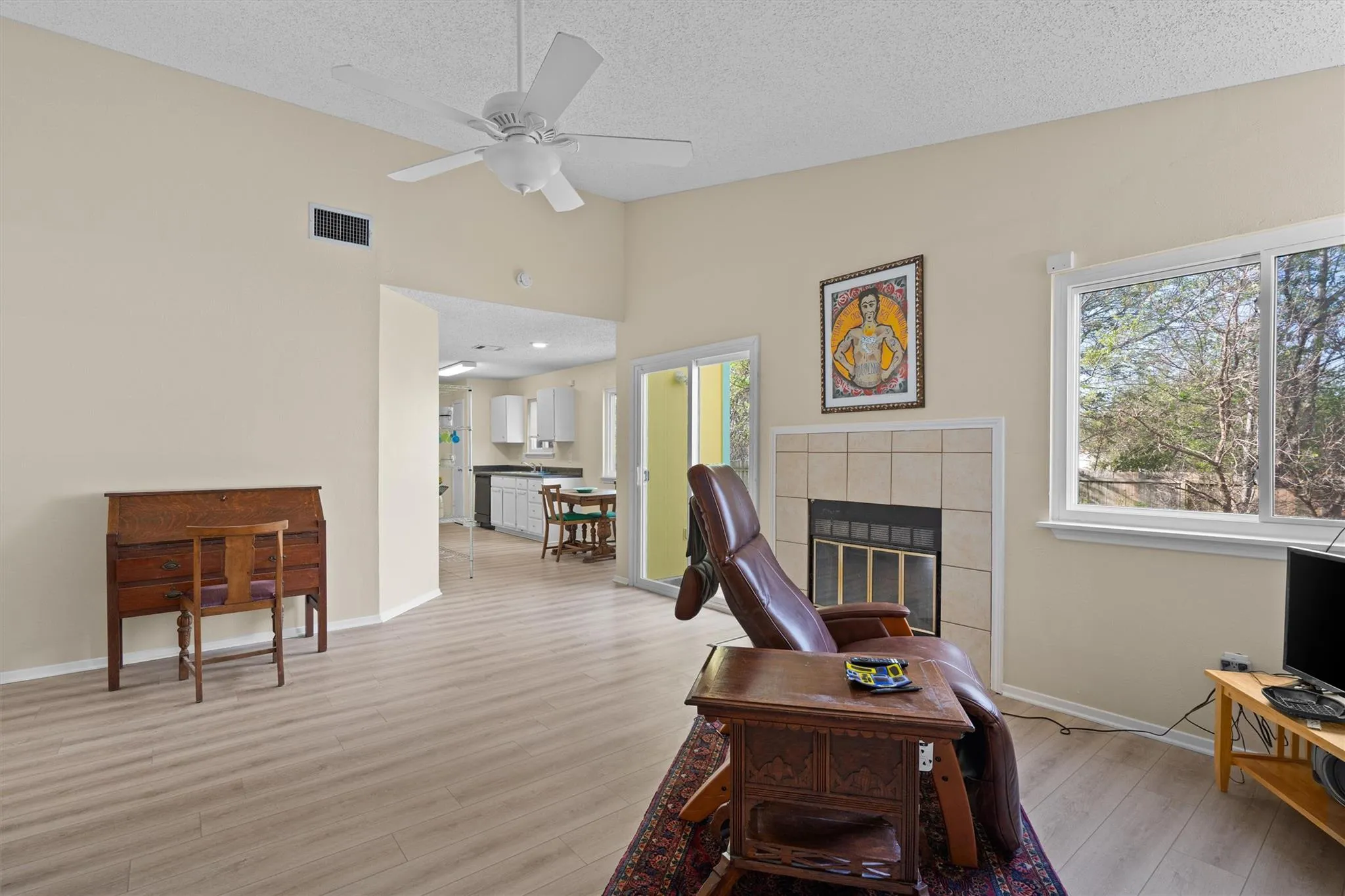 Photo of 1403 ALMA DR, Austin, TX, 78753