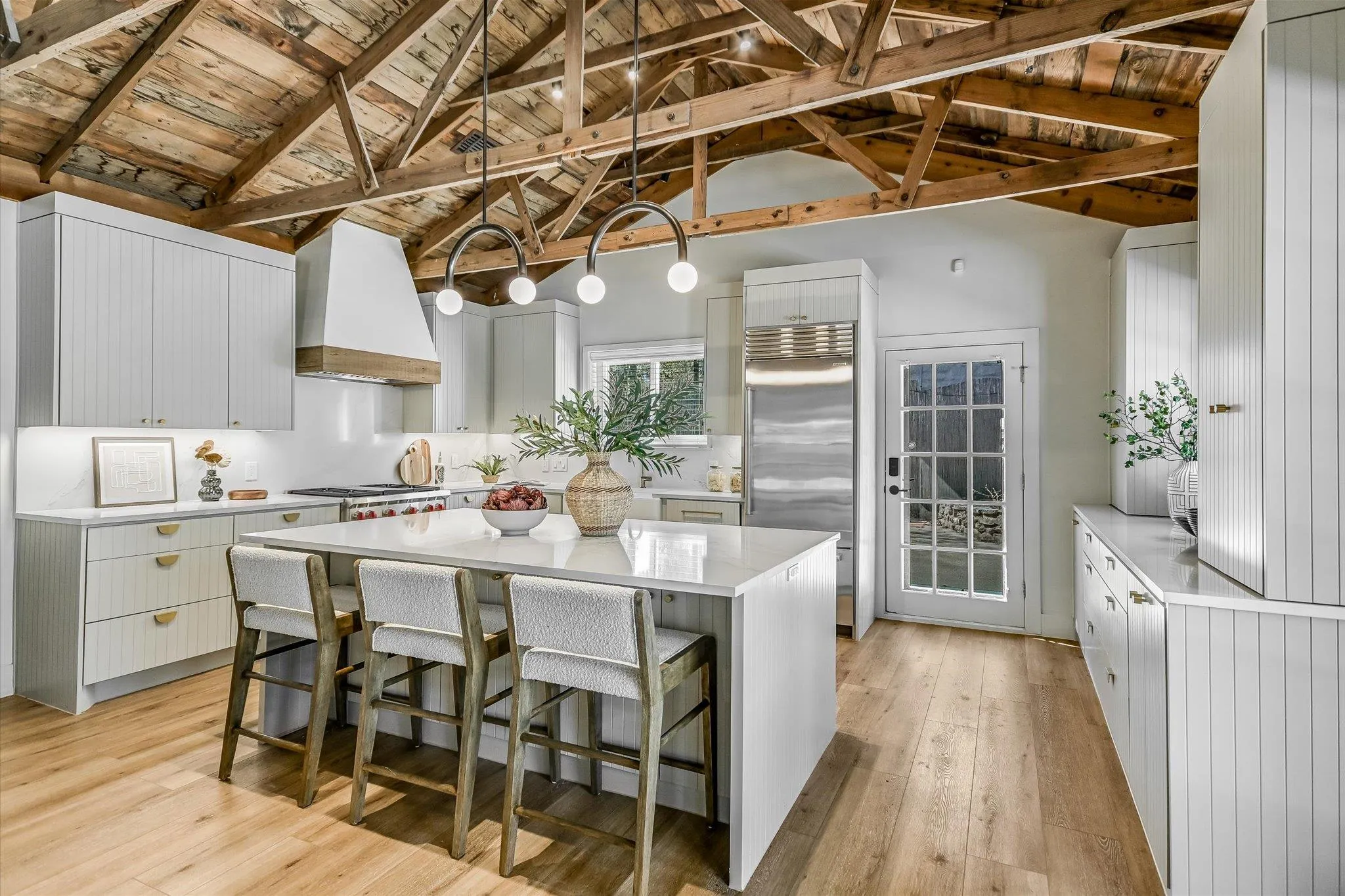 Photo of 6111 HUDSON BEND RD, Austin, TX, 78734