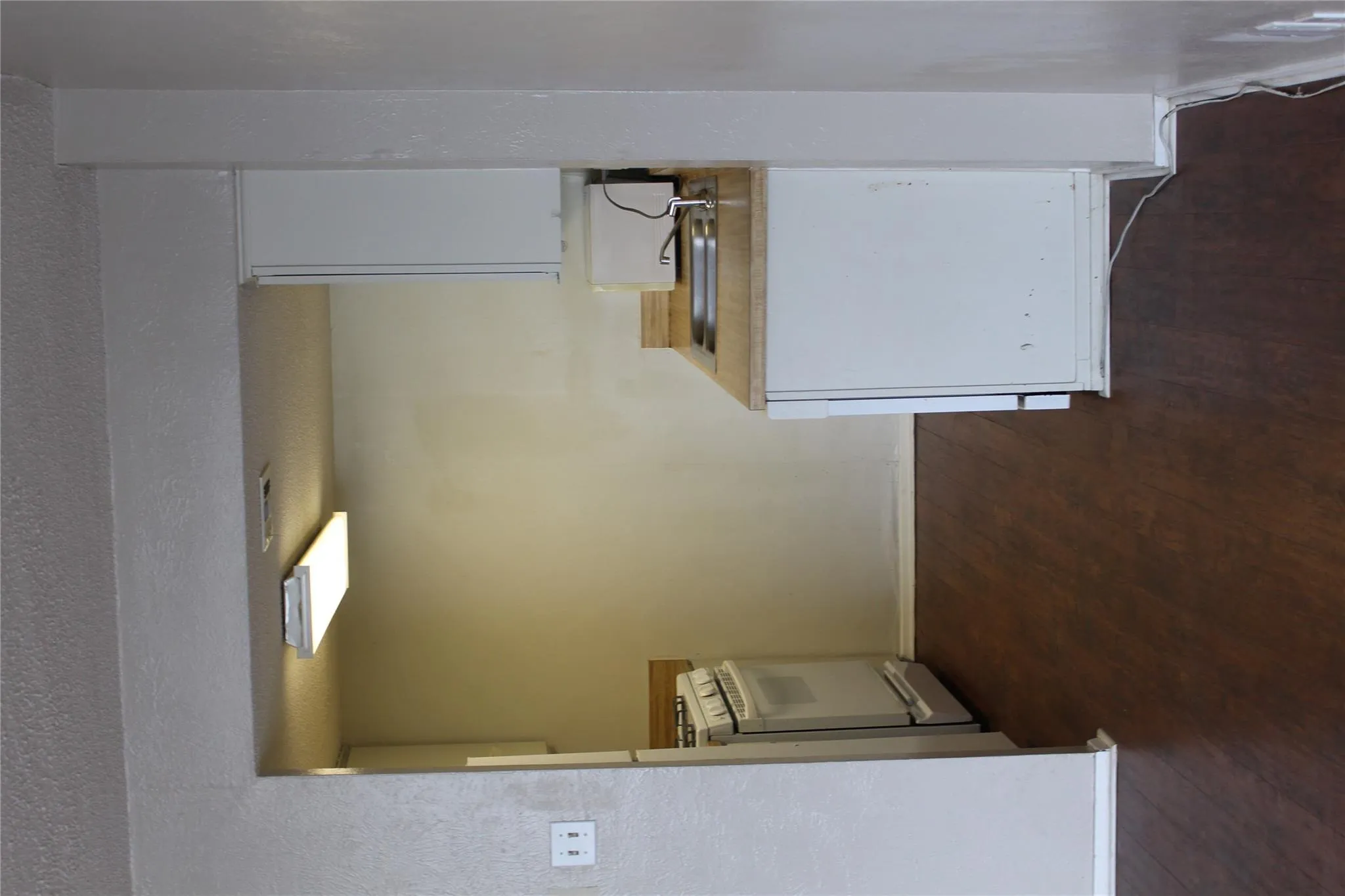 Photo 3 of 1800 LAVACA ST #203