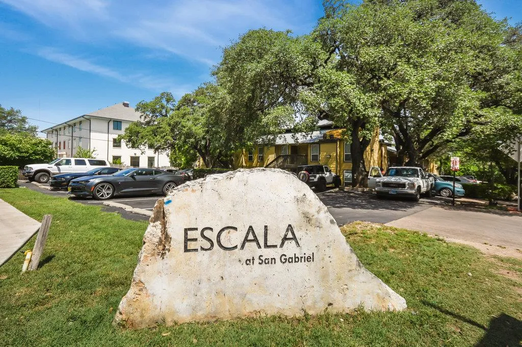Photo of 1000 W 26TH ST #102, Austin, TX, 78705