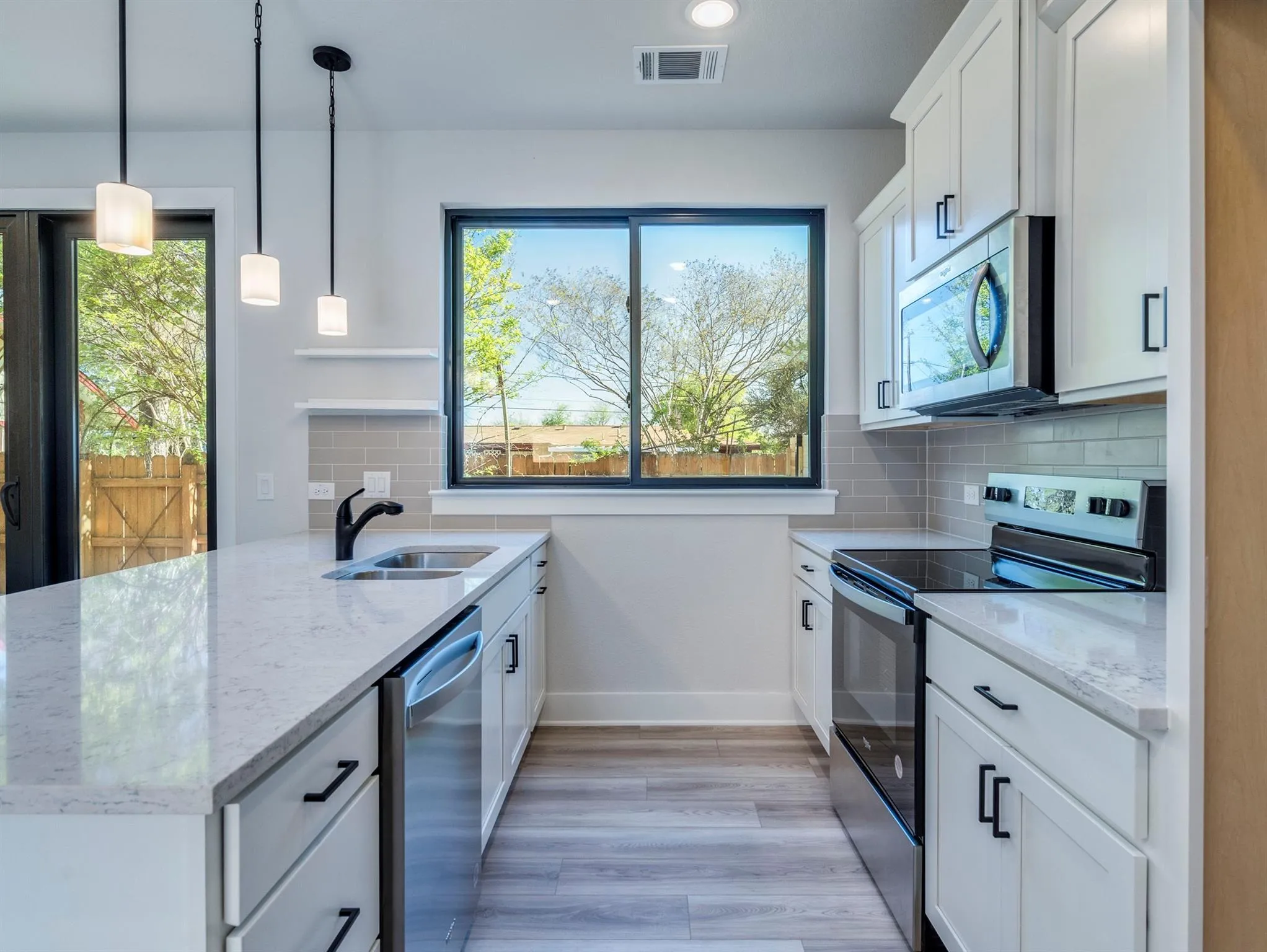 Photo of 206 E WONSLEY DR #2, Austin, TX, 78753