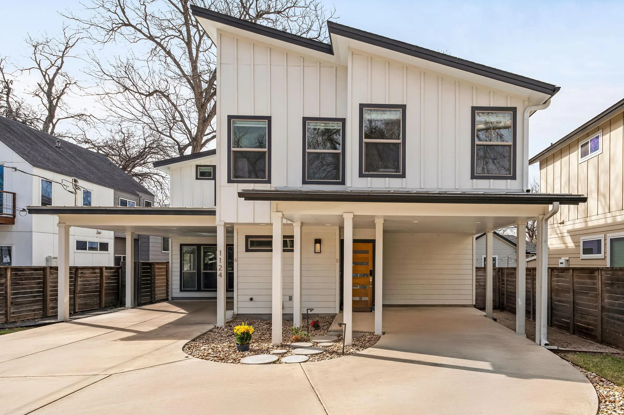 Photo of 1124 LINDEN ST #B, Austin, TX, 78702
