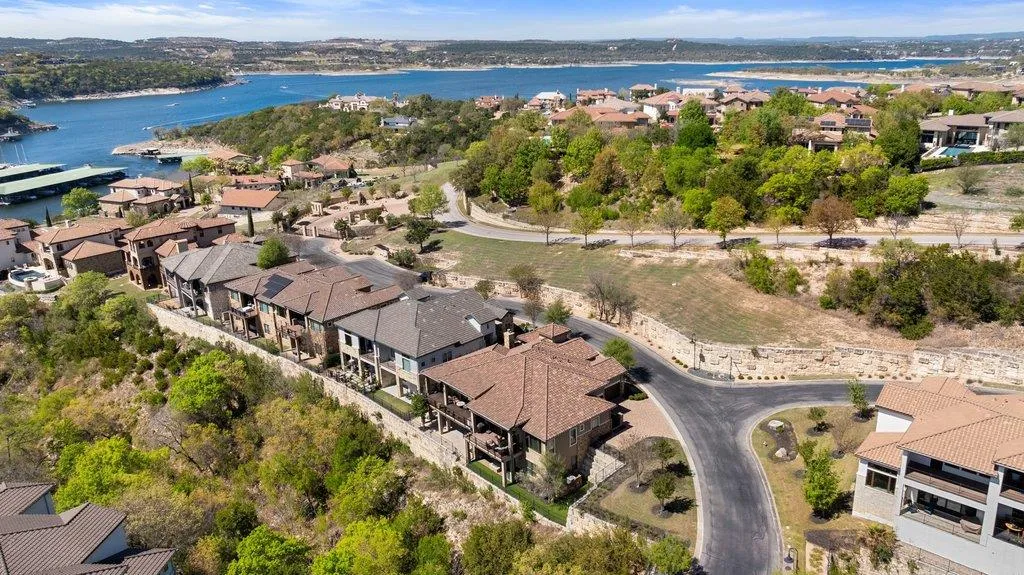 Photo 3 of 212 MARINA VIEW WAY #11A