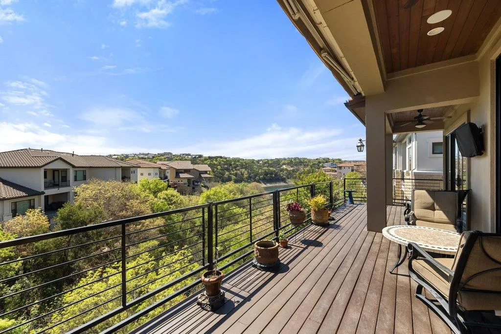 Photo 2 of 212 MARINA VIEW WAY #11A