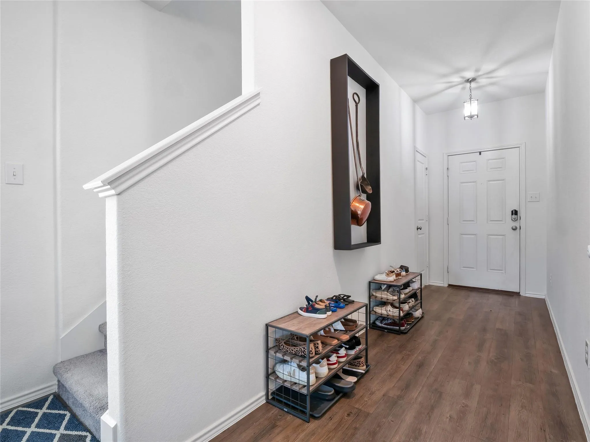 Photo 2 of 109 COMET DR #3J