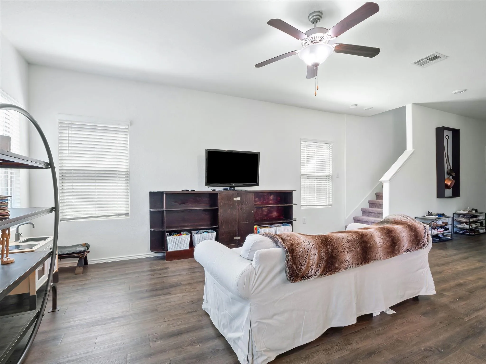 Photo 4 of 109 COMET DR #3J