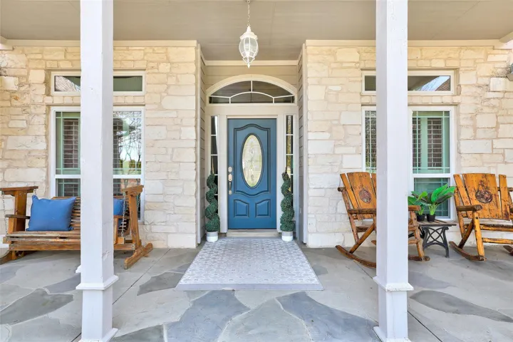 Welcome to country living at its best!