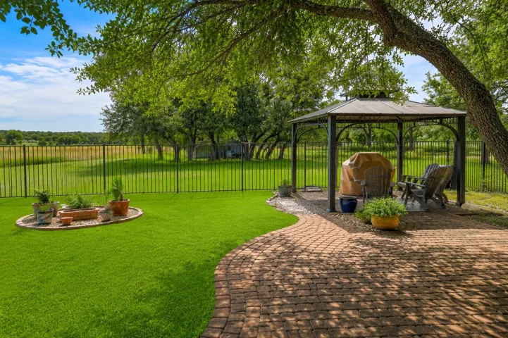 Perfectly positioned Gazebo to watch the sunsets