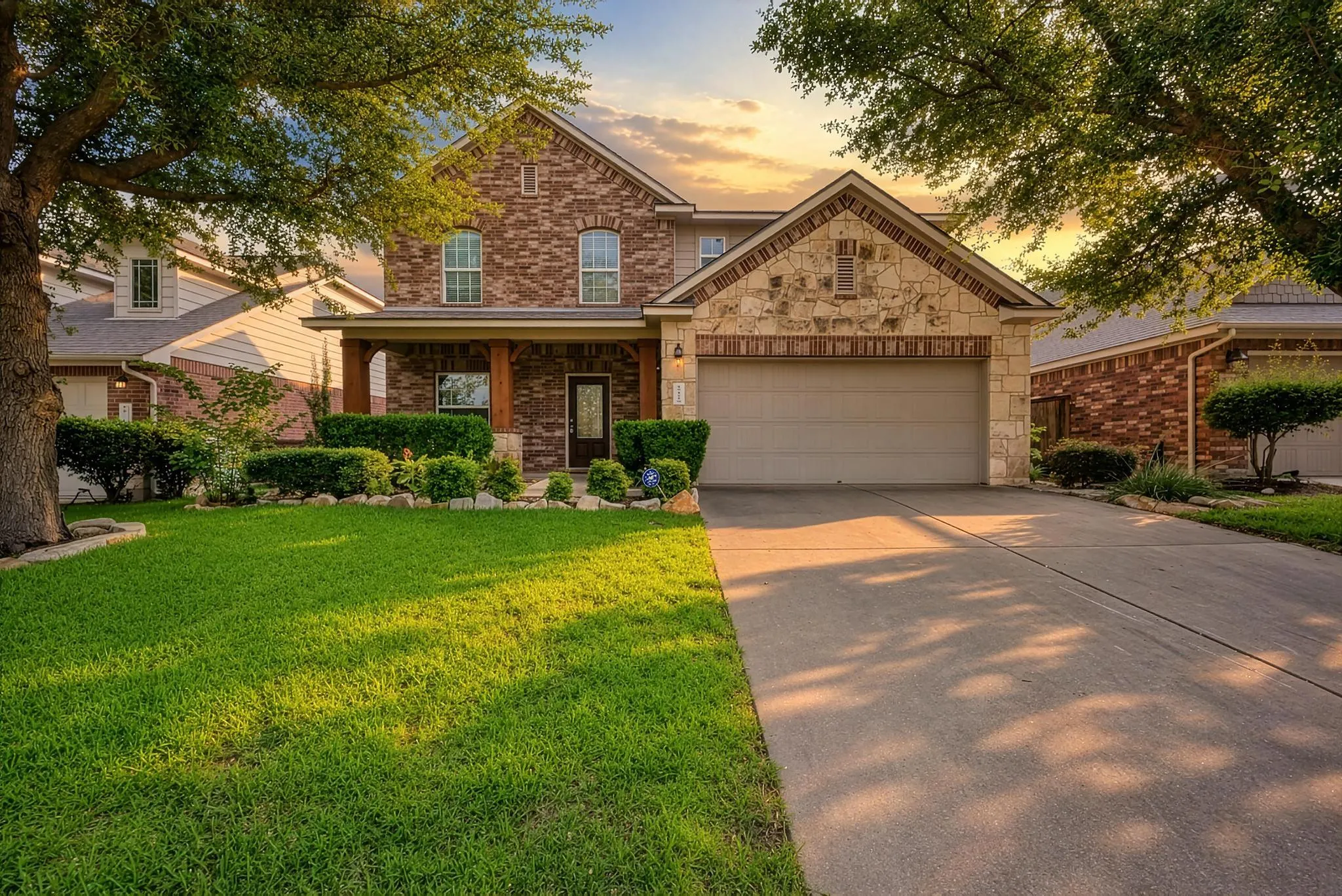 Photo 5 of 1704 STONEHAVEN LN