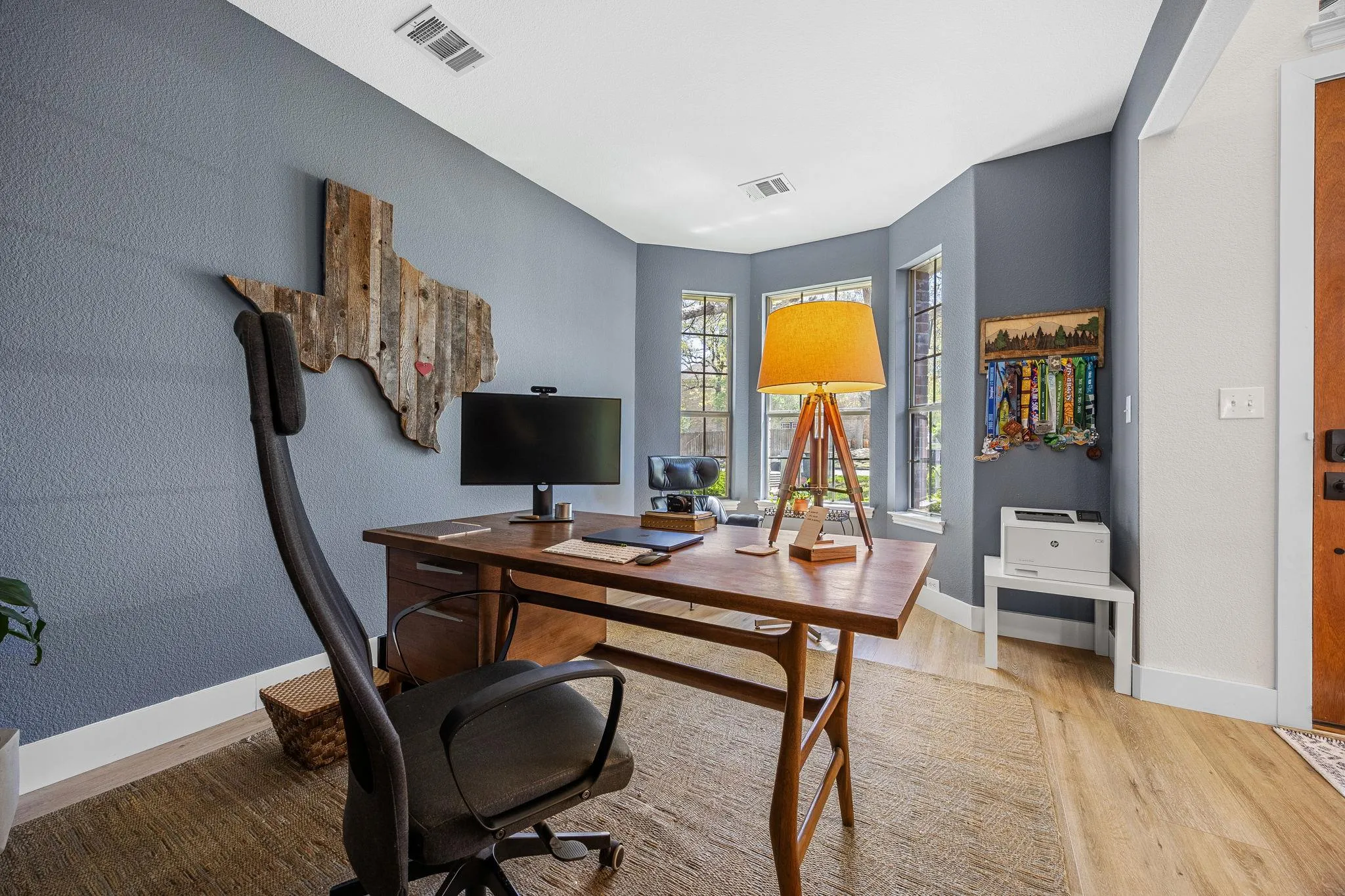 Photo 5 of 128 LAS COLINAS DR