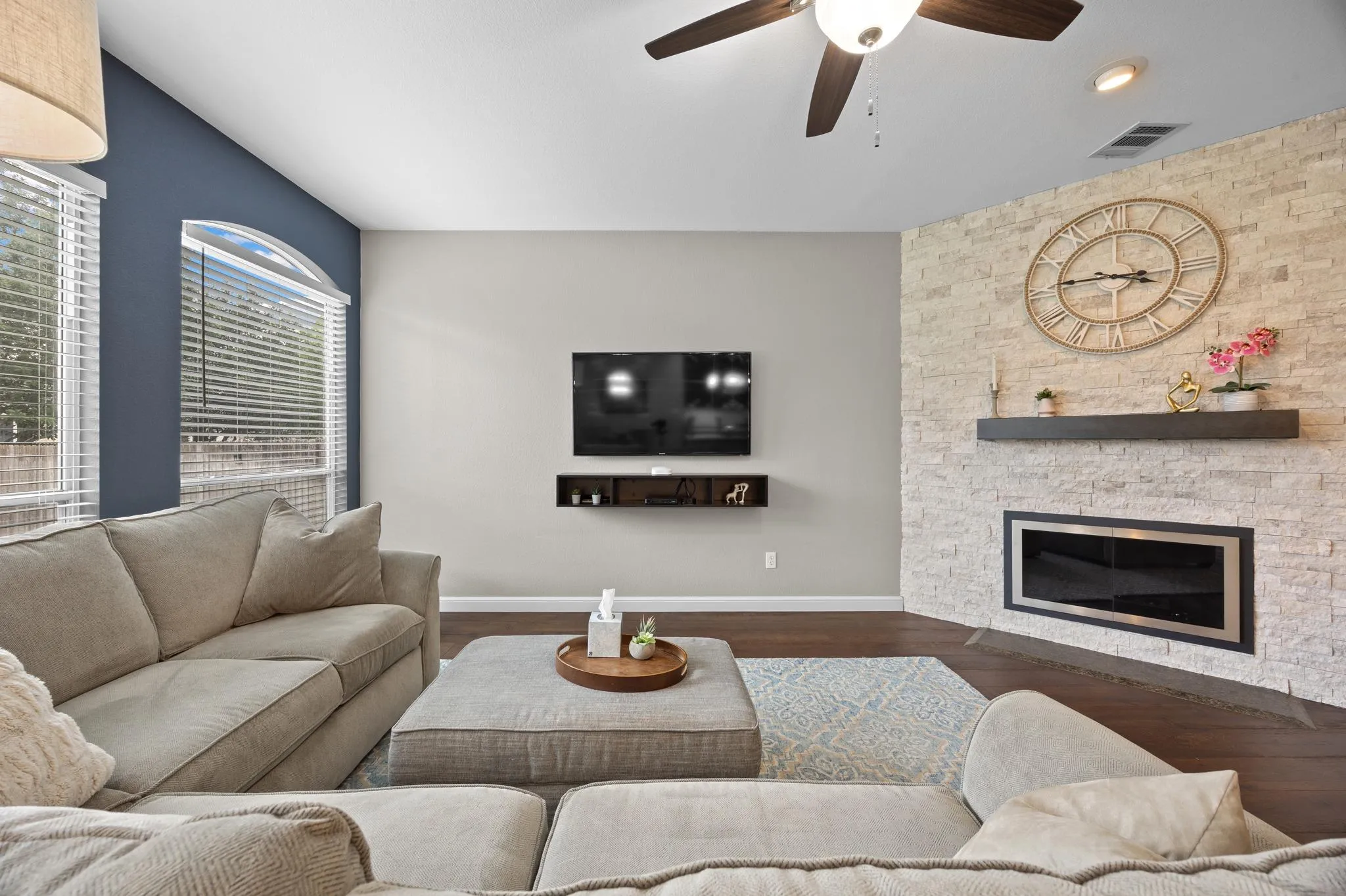 Photo 5 of 3512 ENDLESS SHORE DR