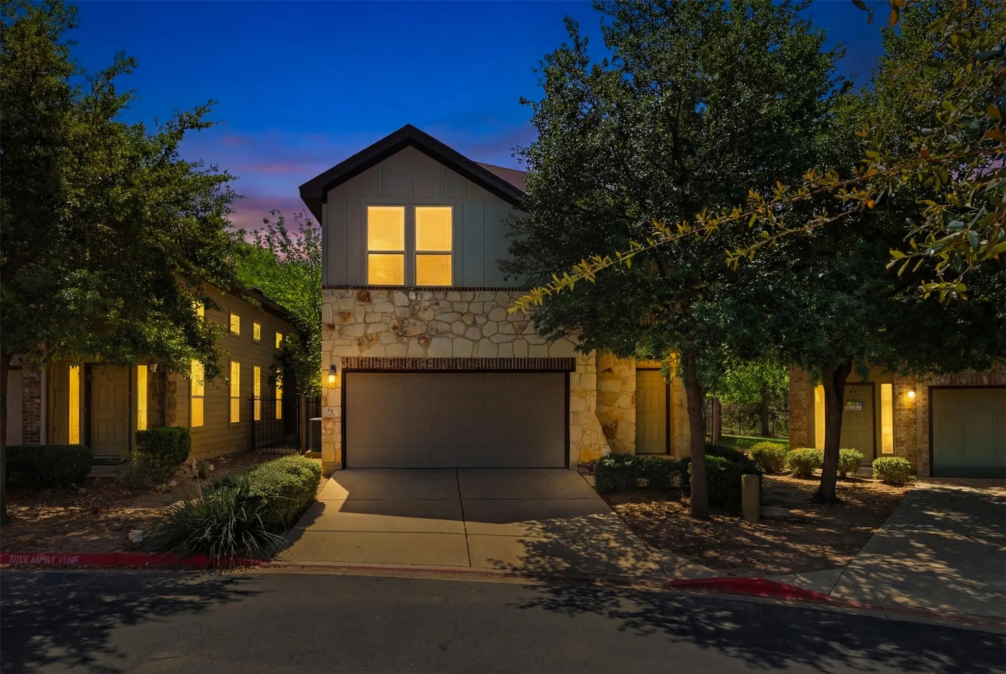 Photo 3 of 2101 RIVERS EDGE WAY #22