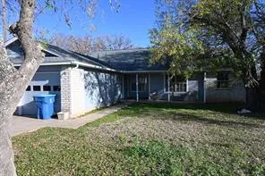Photo of 817 LEXINGTON RD, Elgin, TX, 78621