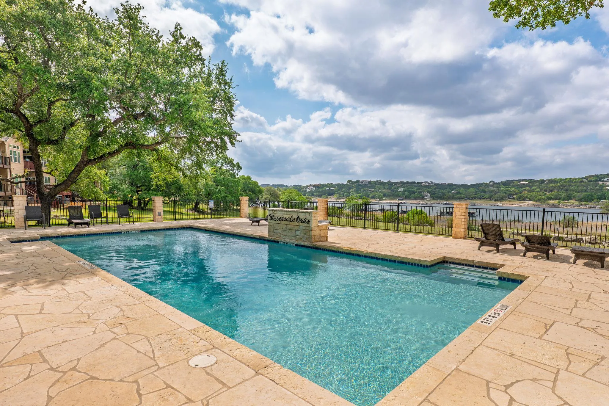 Photo 5 of 20900 WATERSIDE DR #1