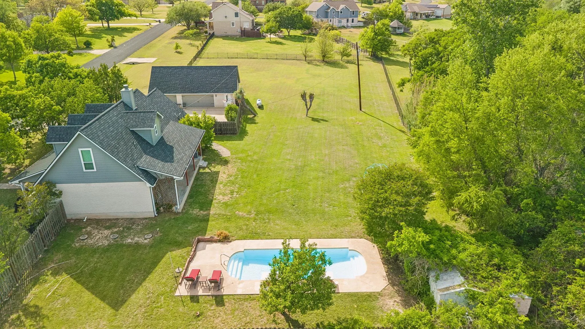 Photo 2 of 205 MORNINGSIDE CIR