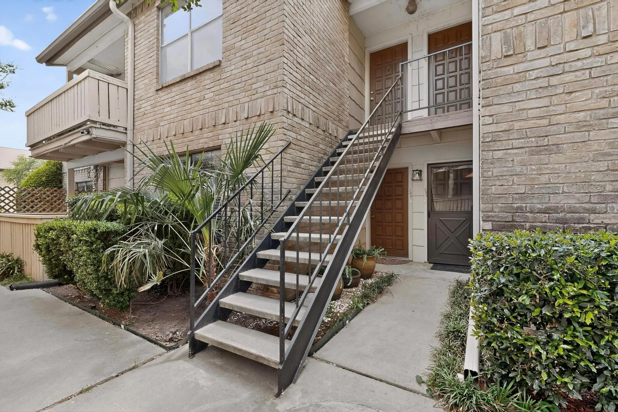 Photo of 8210 BENT TREE RD #104, Austin, TX, 78759