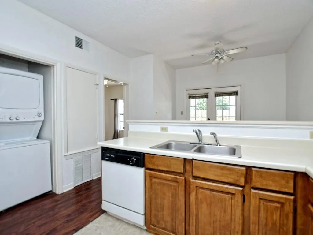Photo 5 of 2216 SAN GABRIEL ST #105