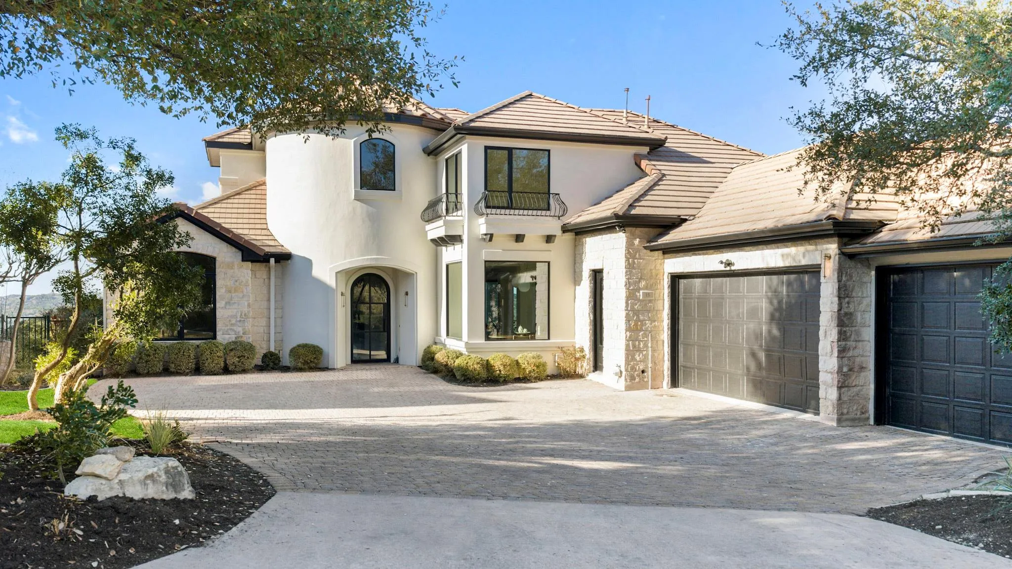 Photo 2 of 2300 BARTON CREEK BLVD #15