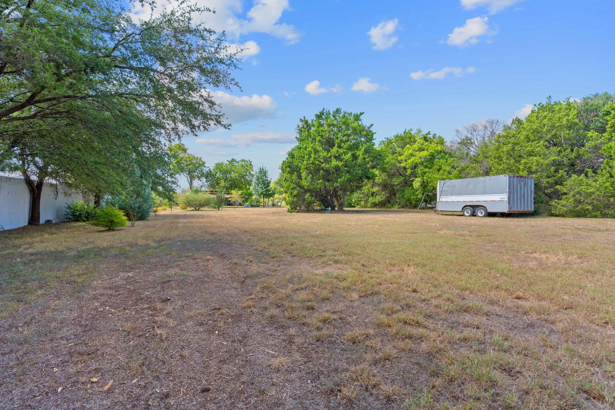 Photo 2 of 700 CORRAL LN