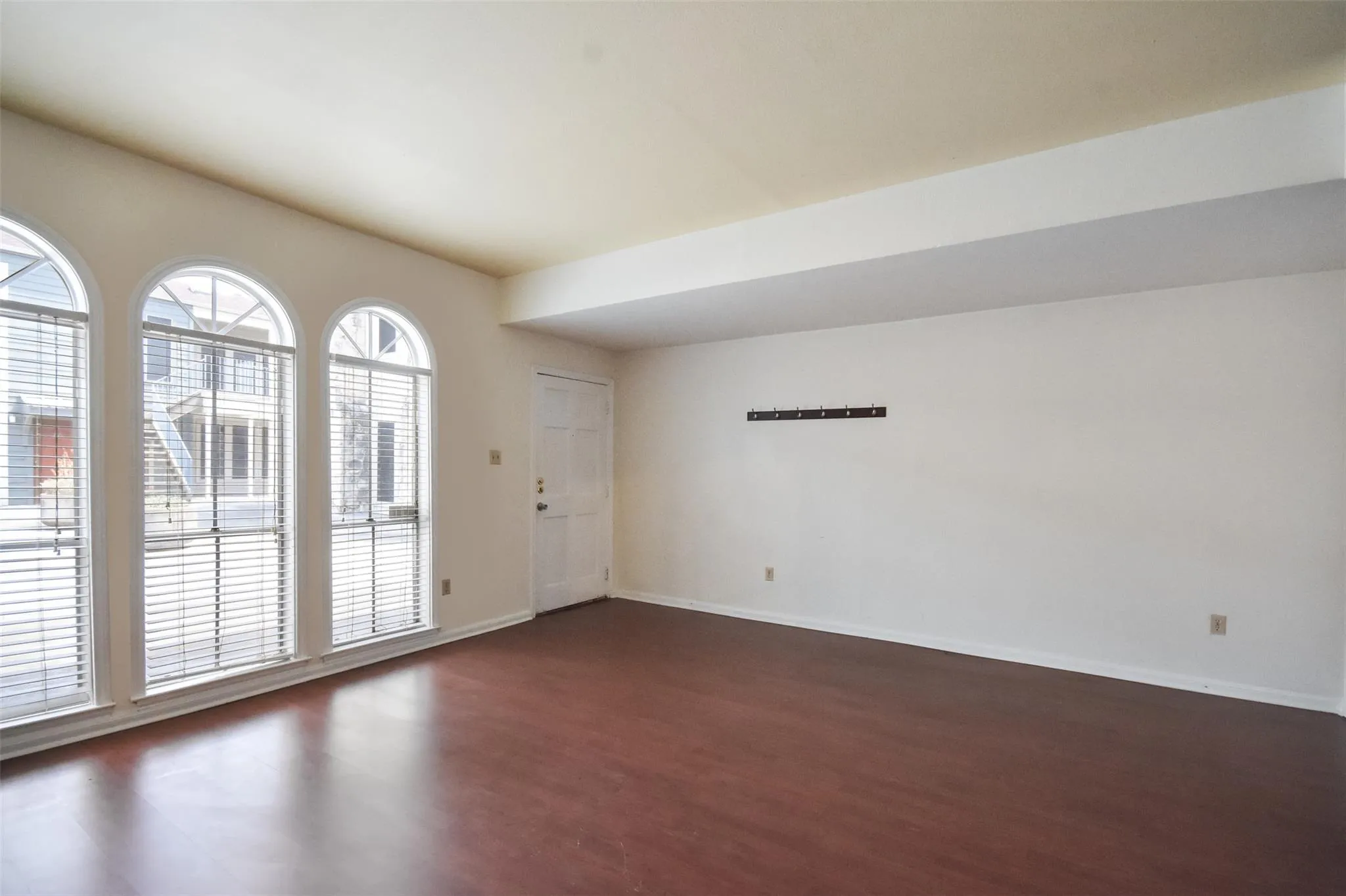 Photo 5 of 2529 RIO GRANDE ST #85
