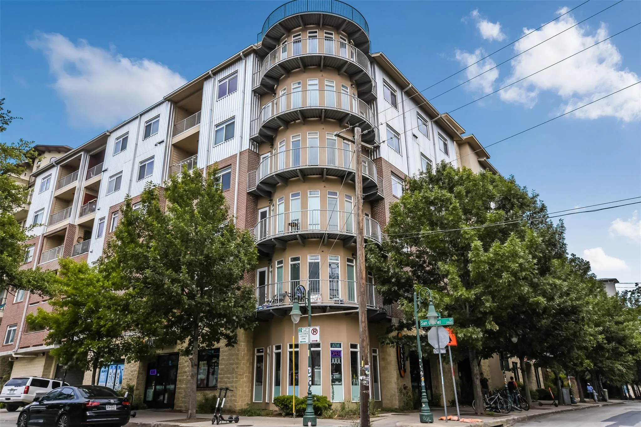 Photo of 910 W 25TH ST #503, Austin, TX, 78705