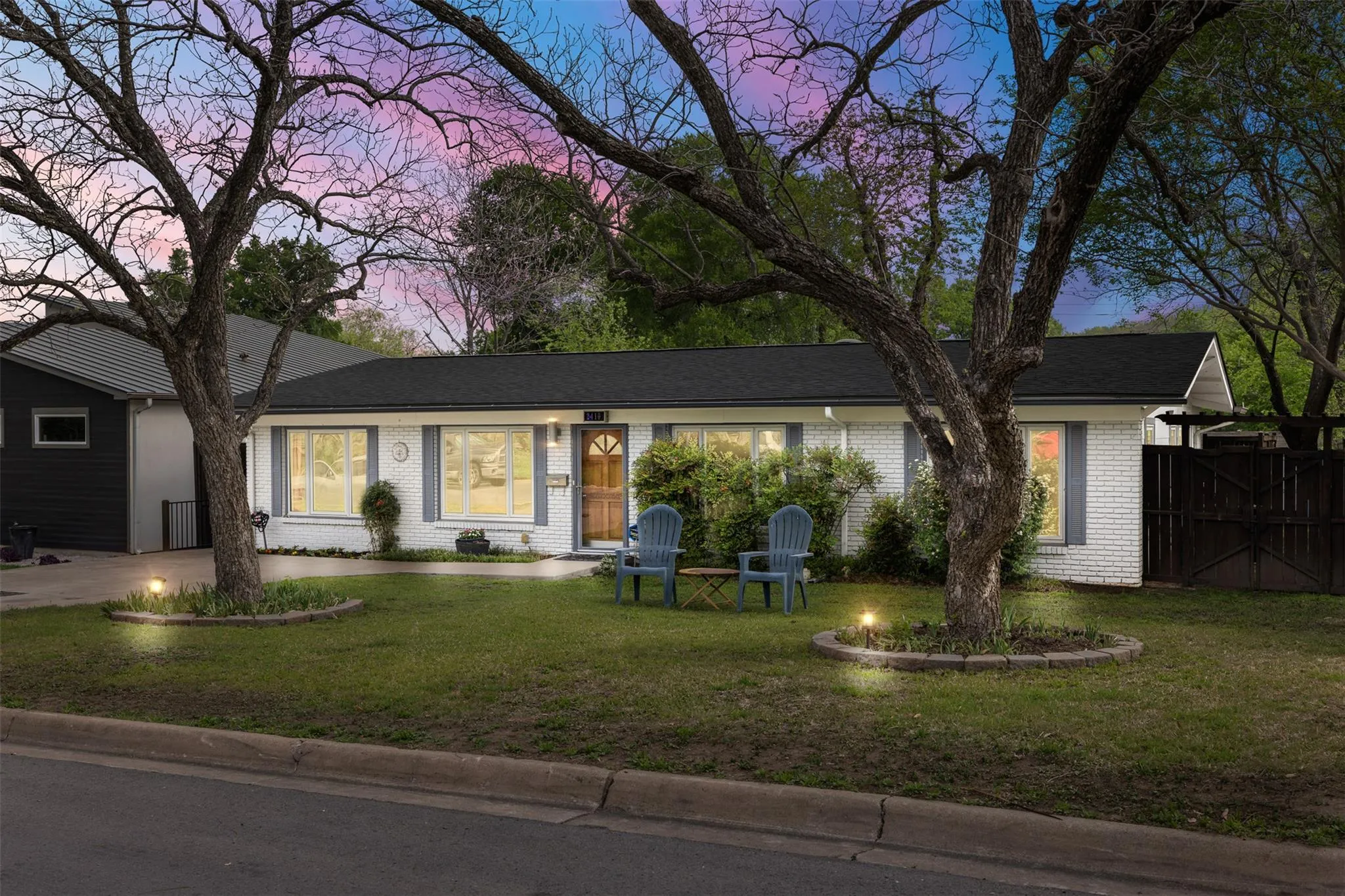 Photo of 2410 ELMGLEN DR, Austin, 78704