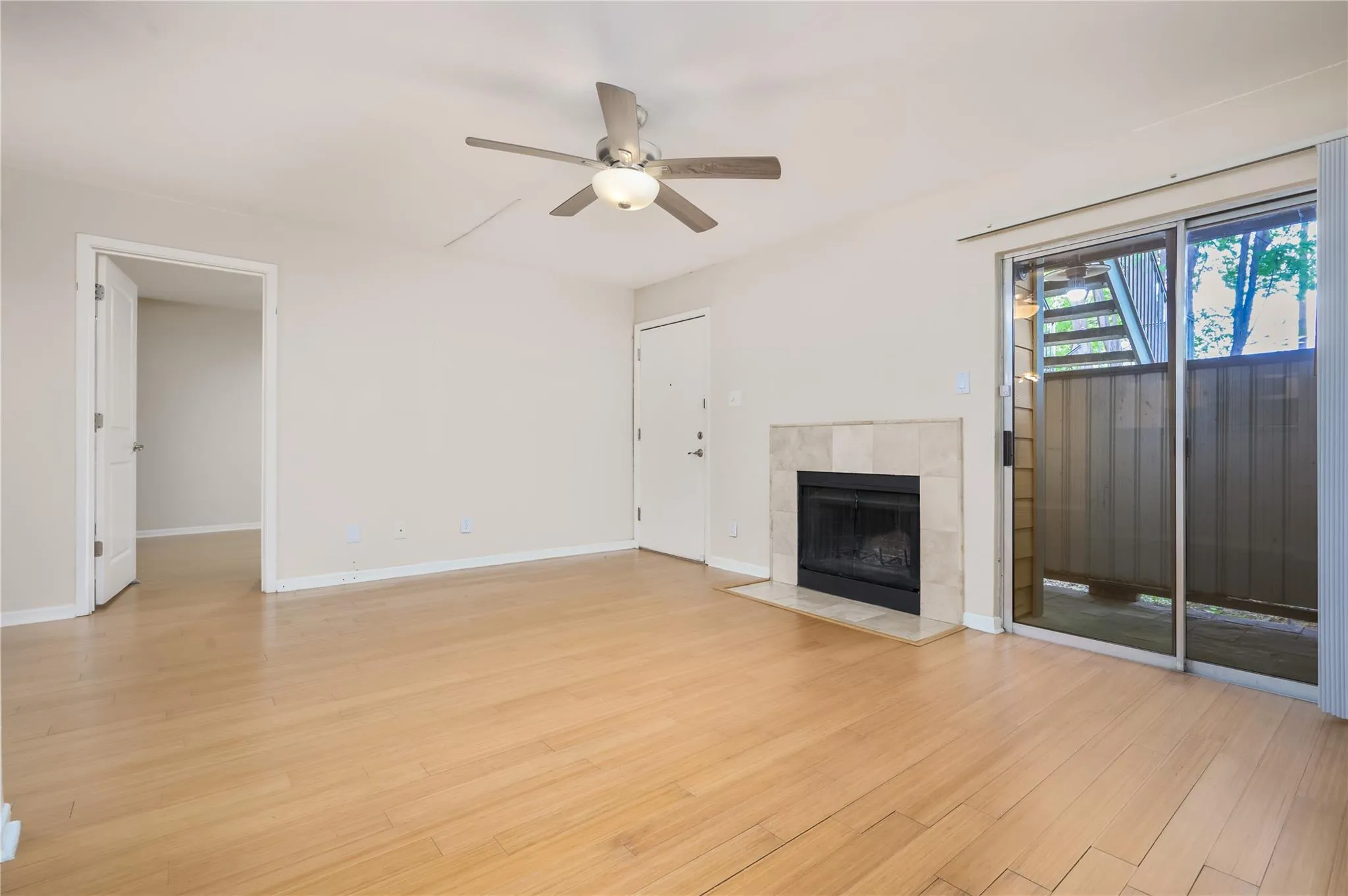 Photo 5 of 3204 MENCHACA RD #105