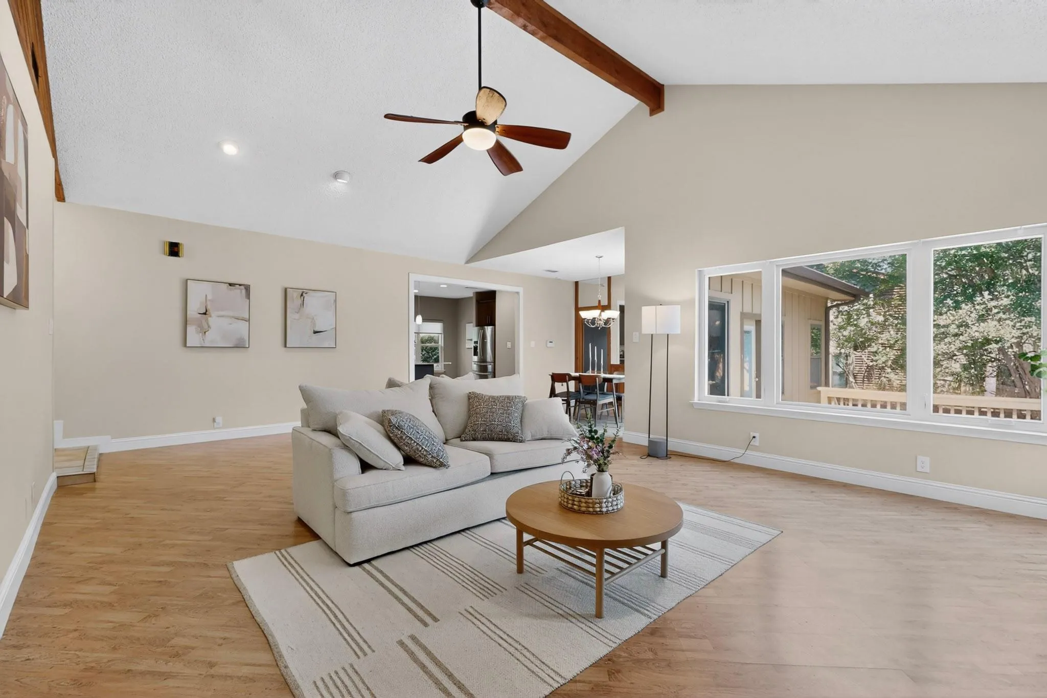 Photo 4 of 9202 AMBERWOOD CV