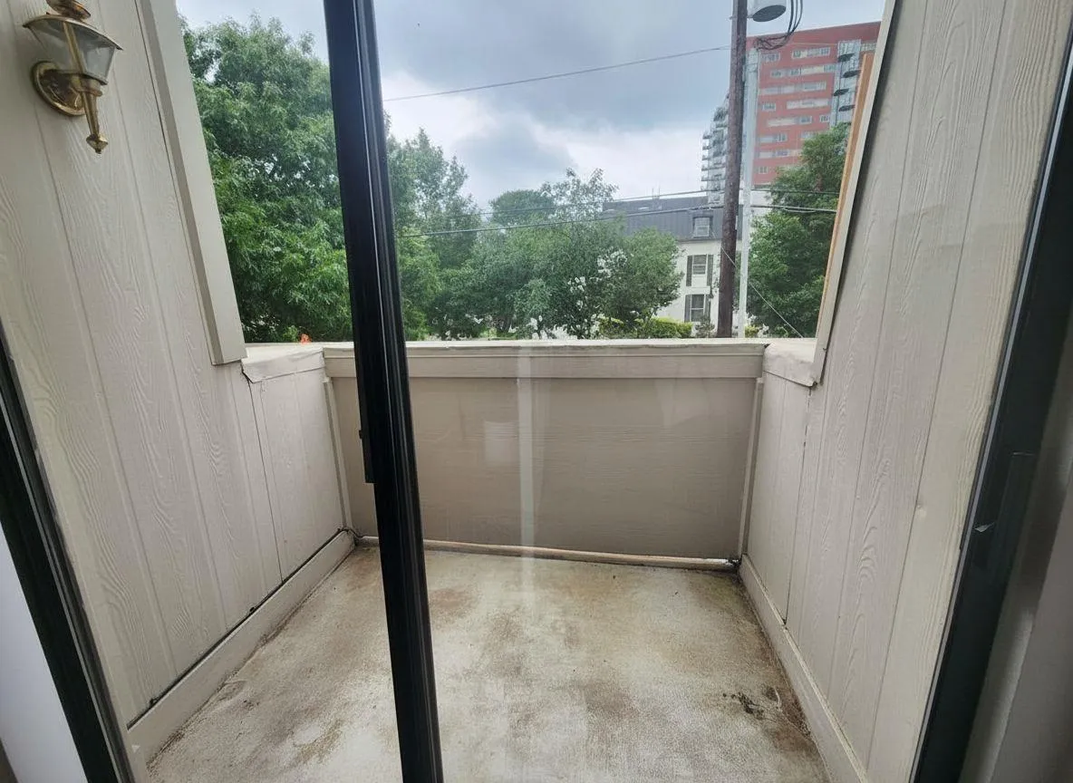 Photo 5 of 701 W 25TH ST