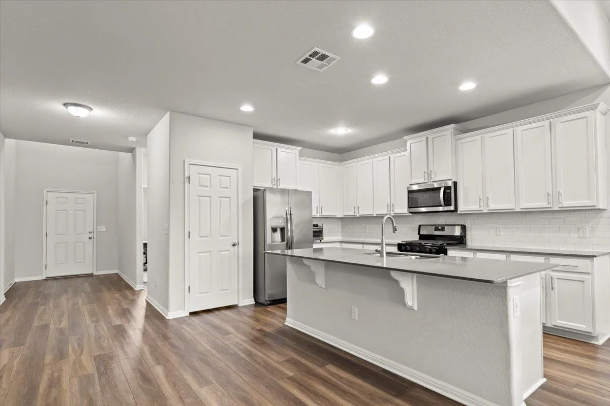 Photo 5 of 213 MUNK LN