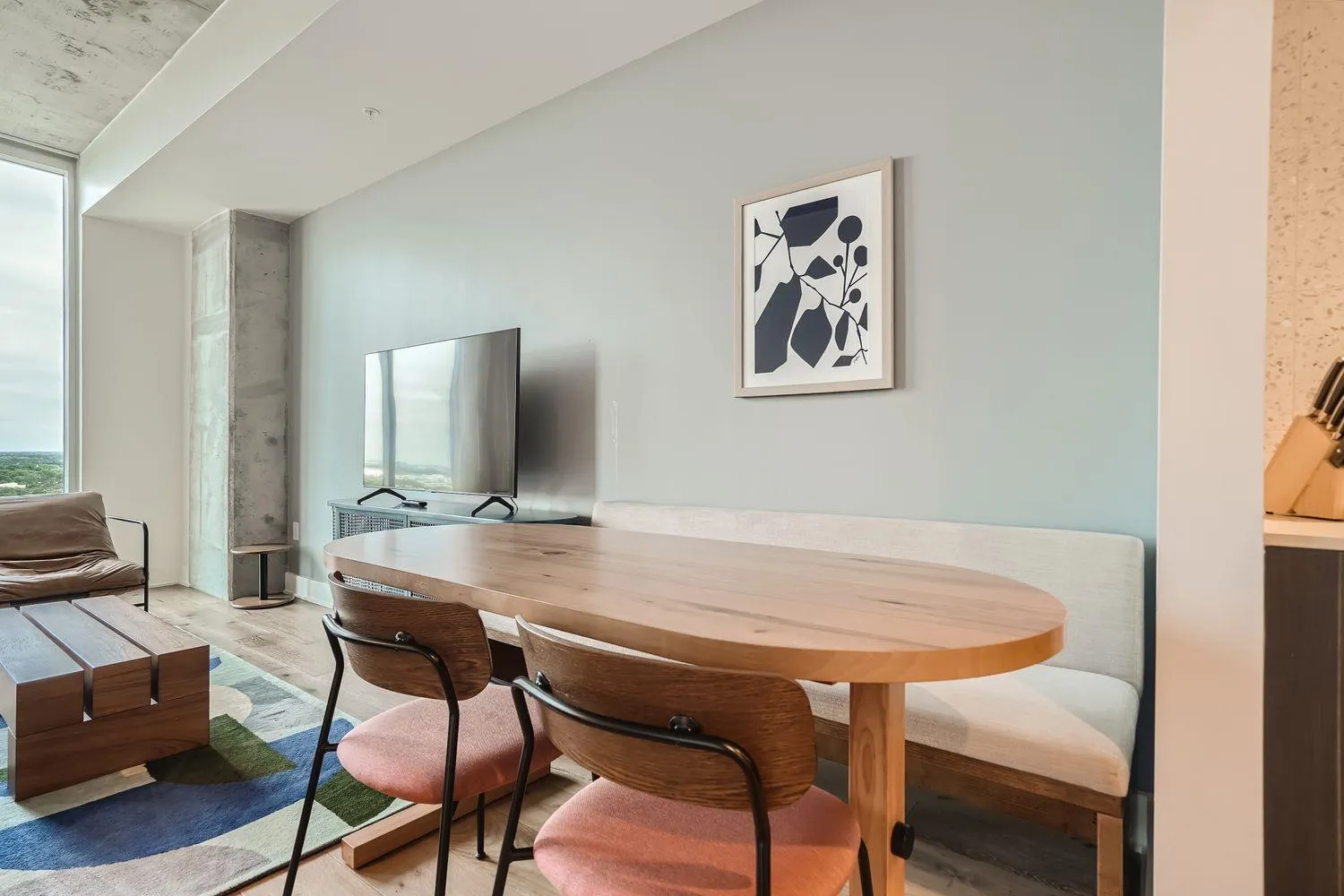 Photo 5 of 48 E EAST AVE #1706