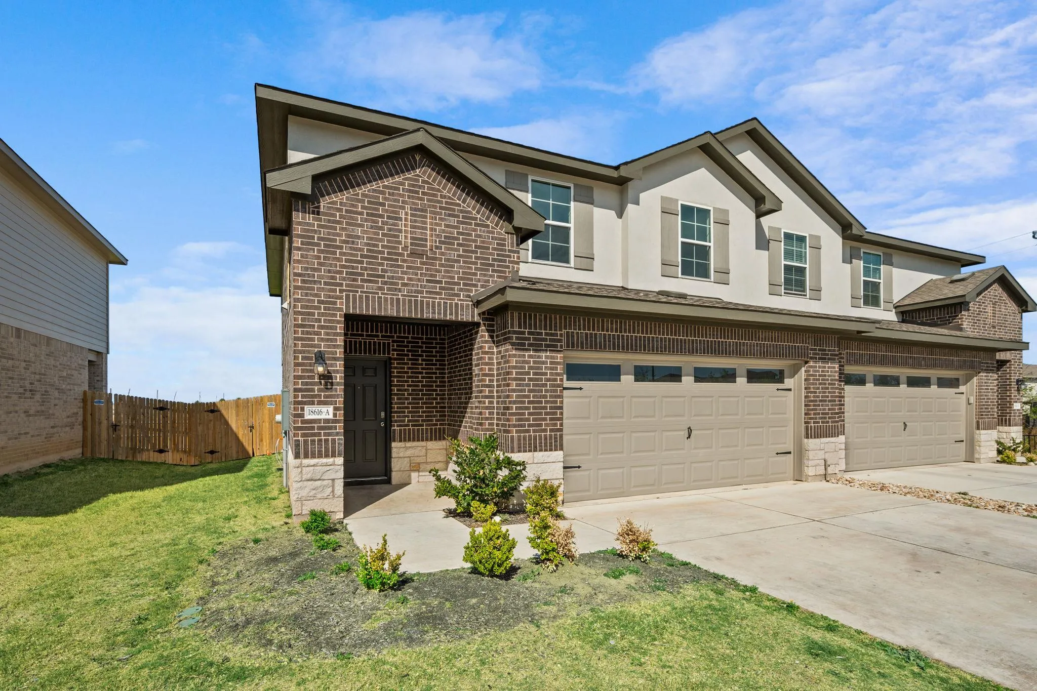 Photo 2 of 18616-A CREMELLO DR