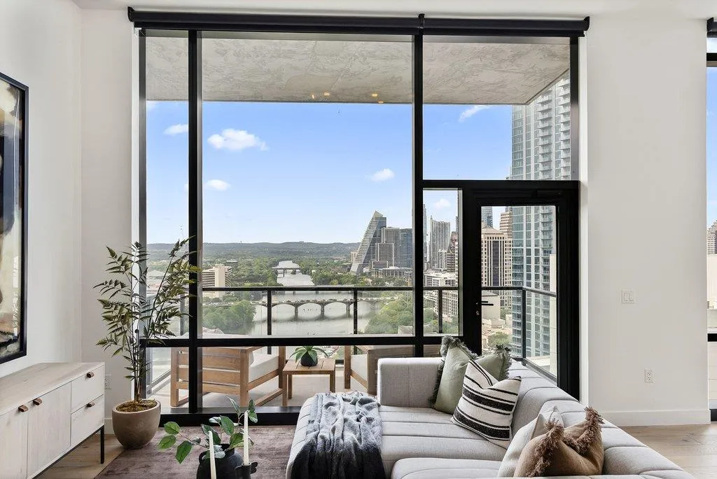 Photo of 70 RAINEY ST #2208, Austin, TX, 78701