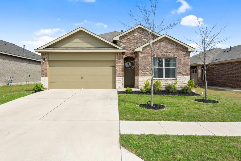 Photo of 2072 PORT ELLEN DR, Round Rock, TX, 78664