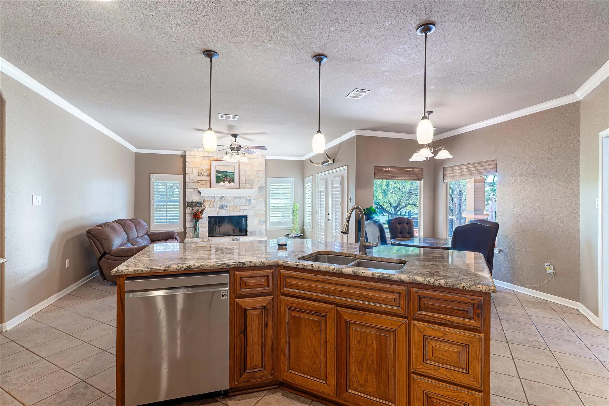 Photo 4 of 3309 BRASADA LN