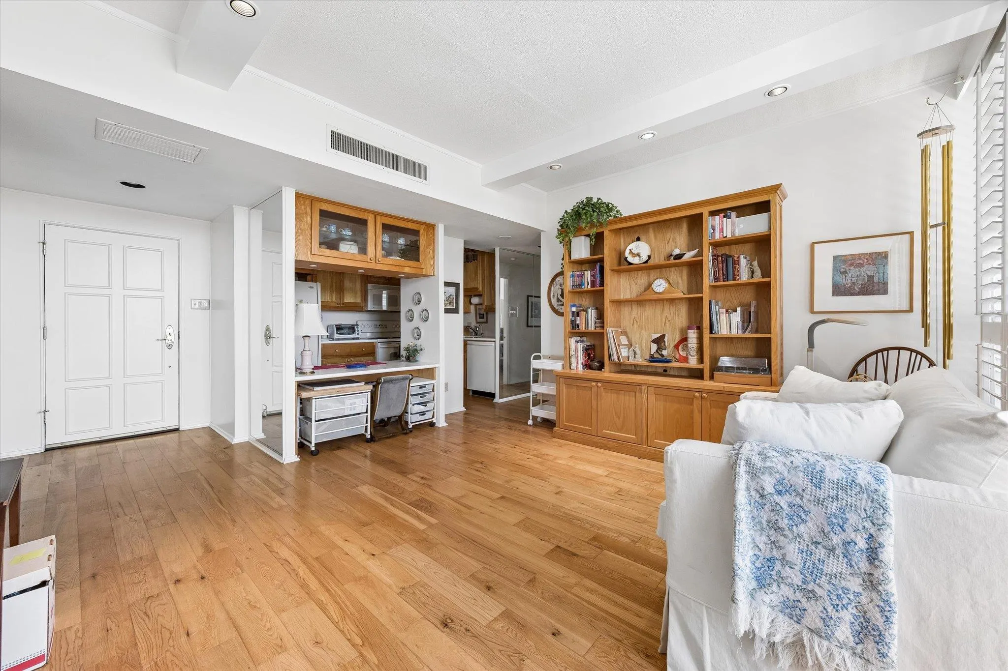 Photo 3 of 1801 LAVACA ST #3M