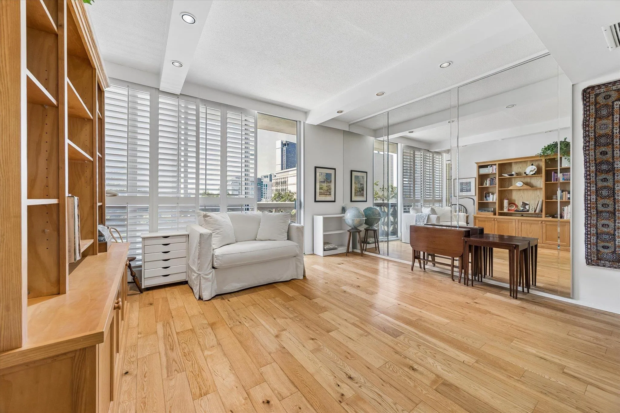 Photo 2 of 1801 LAVACA ST #3M