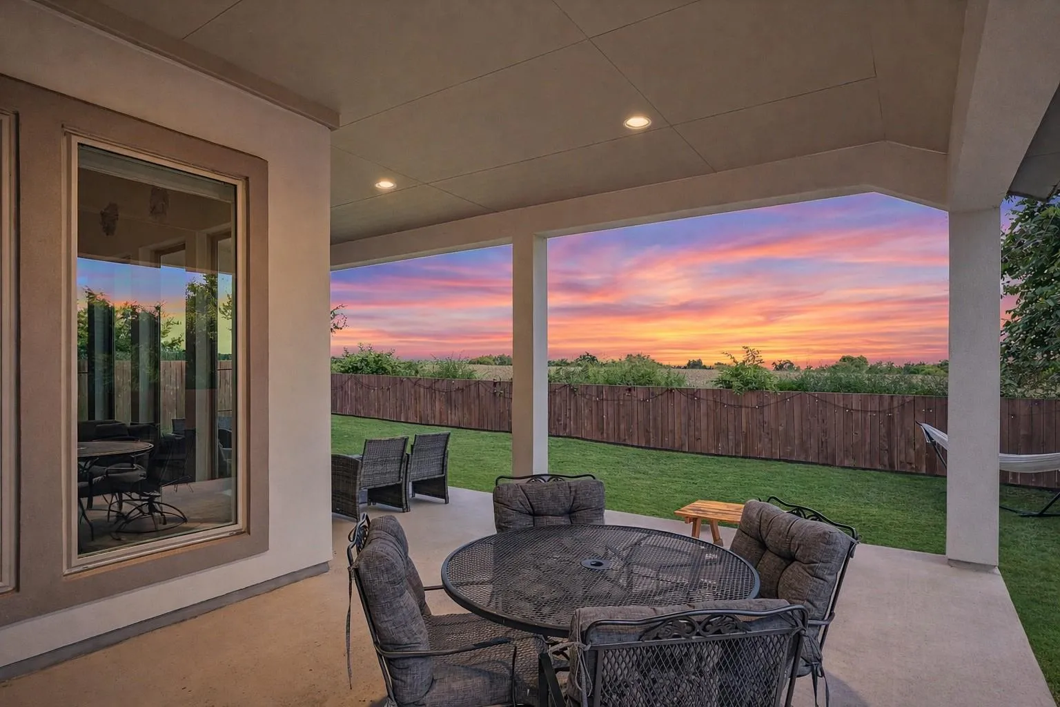 Photo 3 of 616 BREEZYGRASS WAY