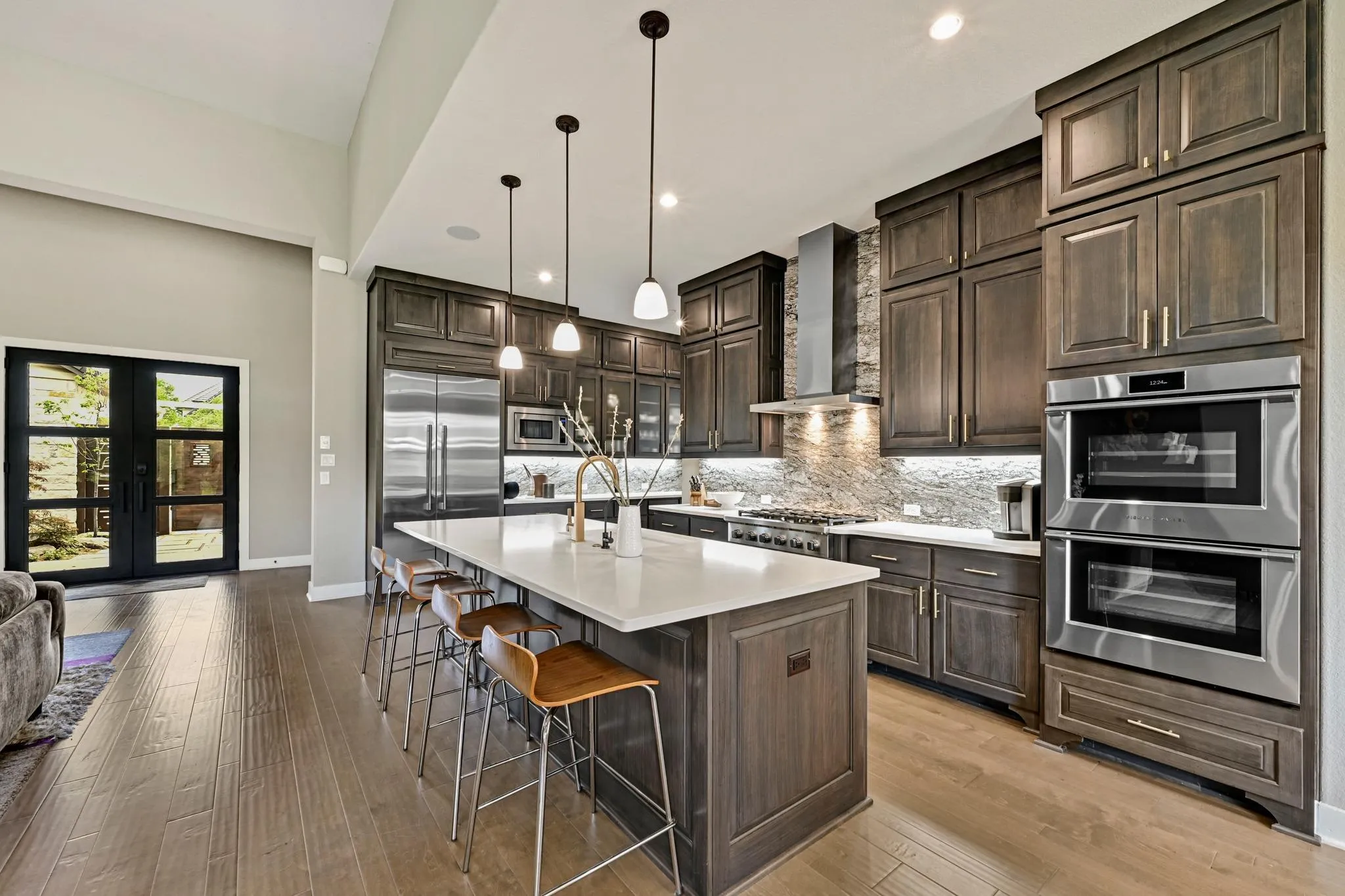Photo 5 of 607 FLINTRIDGE TRL
