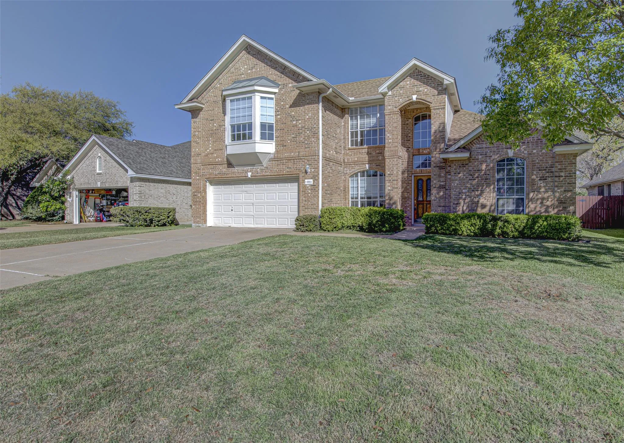 Photo 2 of 30011 OAKLAND HILLS DR