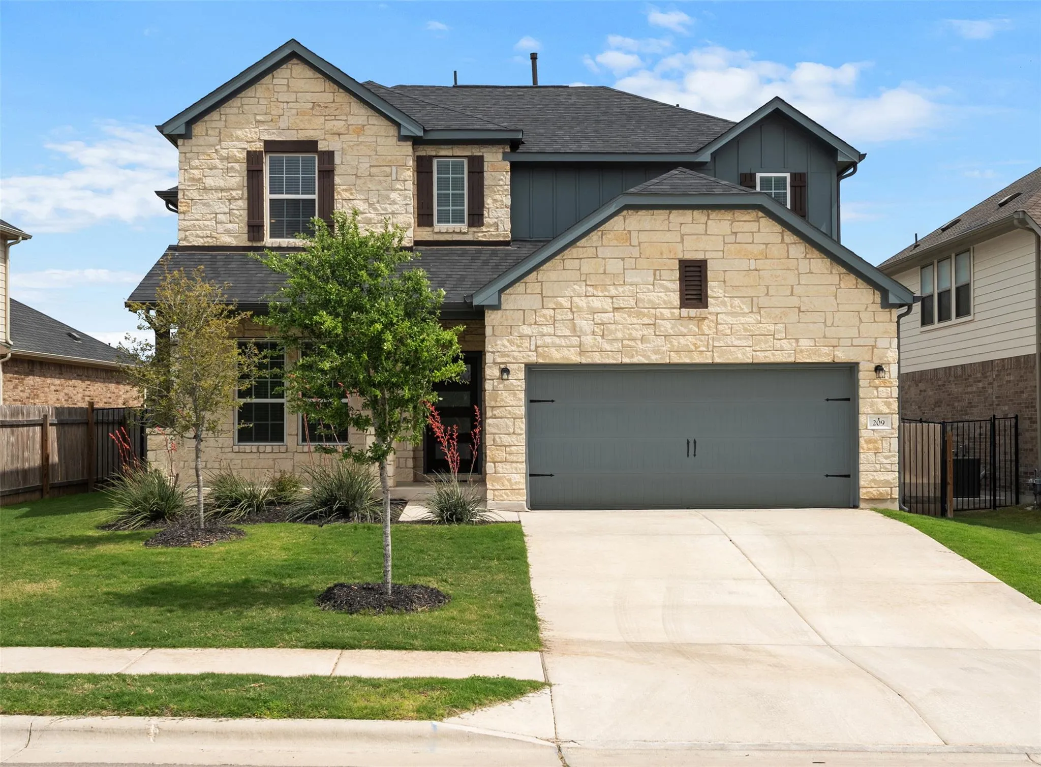 Photo of 209 MIRA MESA DR, Liberty Hill, TX, 78642